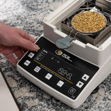 PCE-MA 110 moisture analyzer in use
